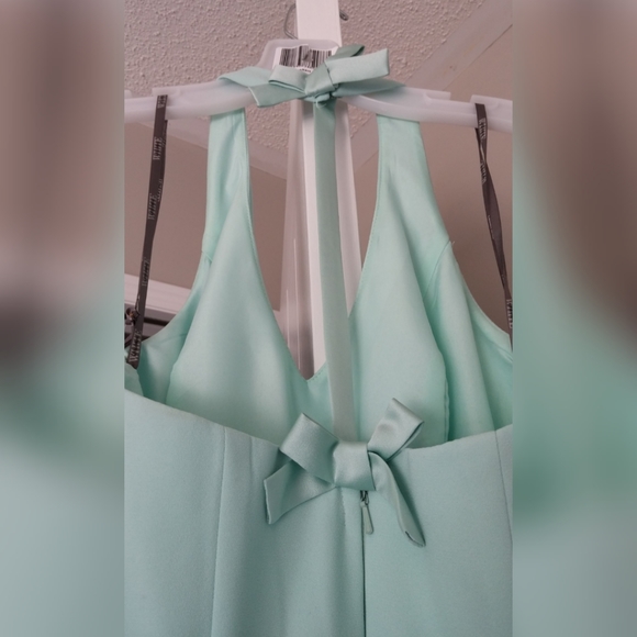 BNWT Vera Wang Bridesmaid dress - Picture 6 of 8